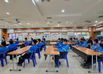 สำนักงานพัฒนาฝีมือแรงงานชัยภูมิ เปิดฝึกอบรมยกระดับฝีมือ ให้แก่พนักงานในสถานประกอบการและบุคคลทั่วไปในพื้นที่จังหวัดชัยภูมิ สาขาช่างเชื่อมอาร์กโลหะด้วยมือ